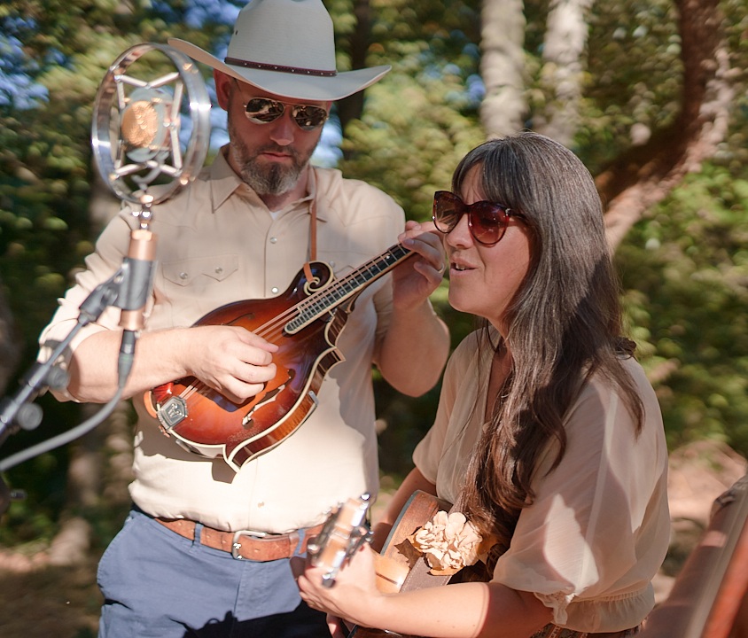 The Lost and Gone band, Michael Hill and Kristen Pearce